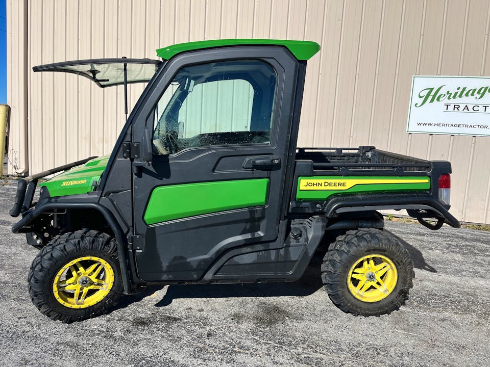 John Deere XUV835R