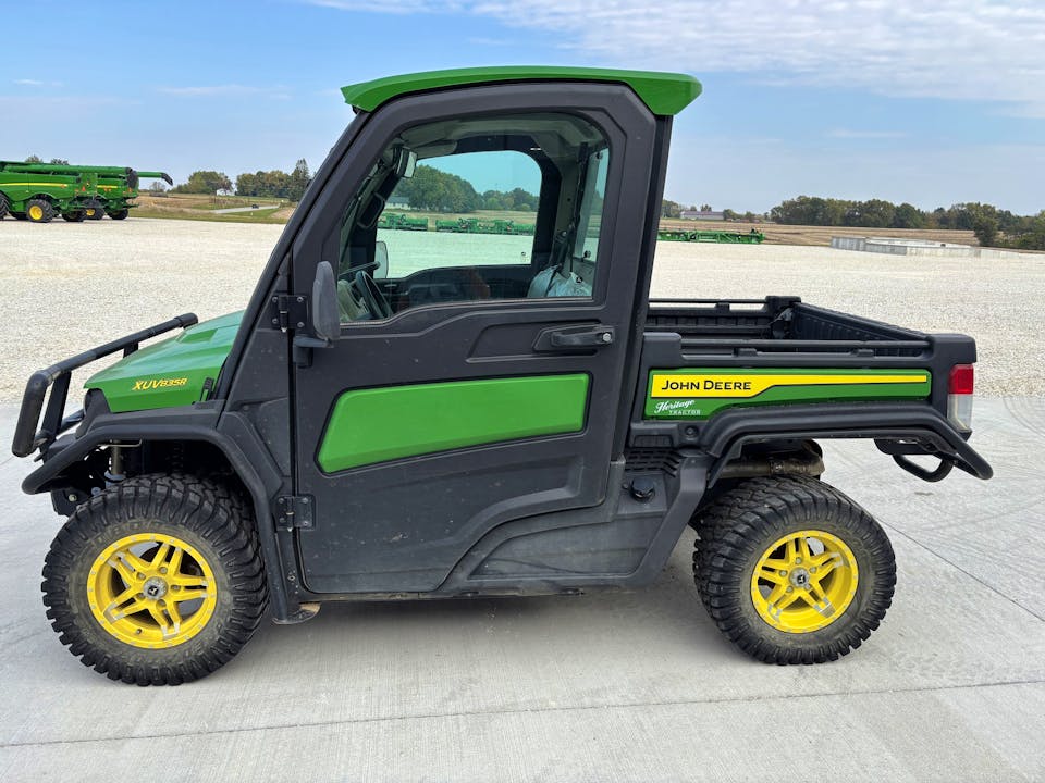 John Deere XUV835R