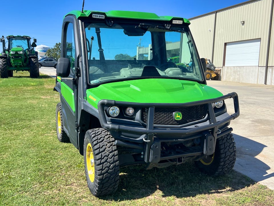 John Deere XUV835R