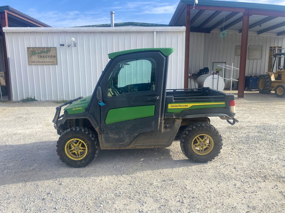 John Deere XUV835R