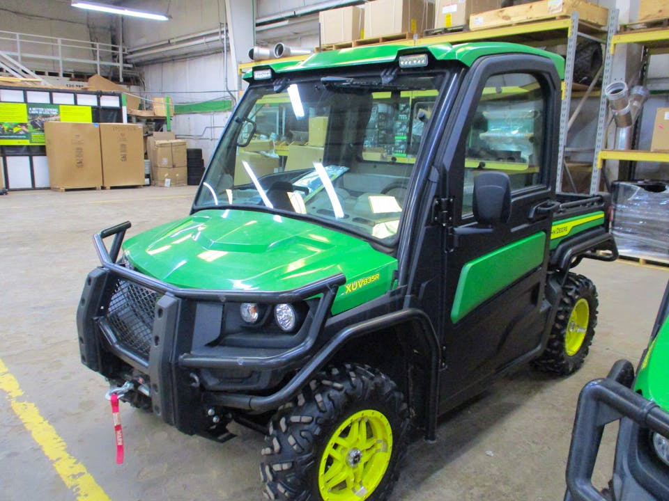 John Deere XUV835R