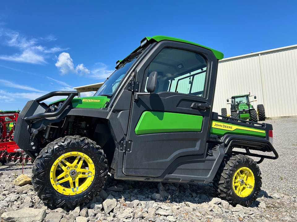 John Deere XUV835R