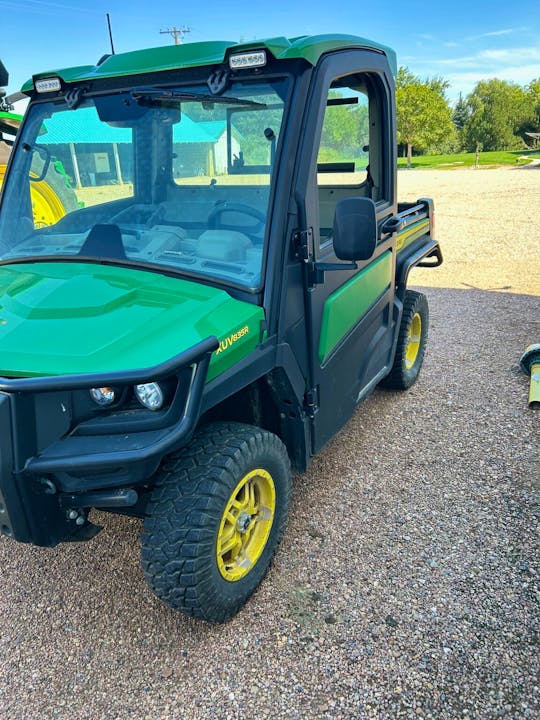 John Deere XUV835R