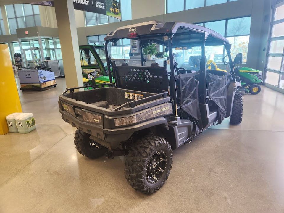 John Deere XUV590M S4