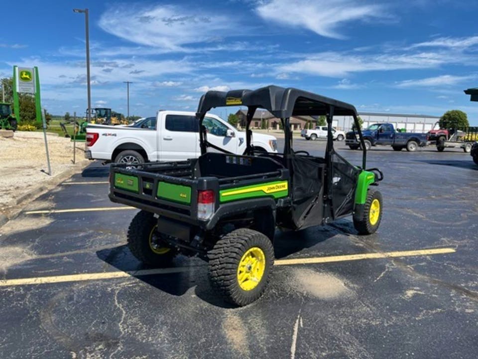 John Deere XUV825M S4