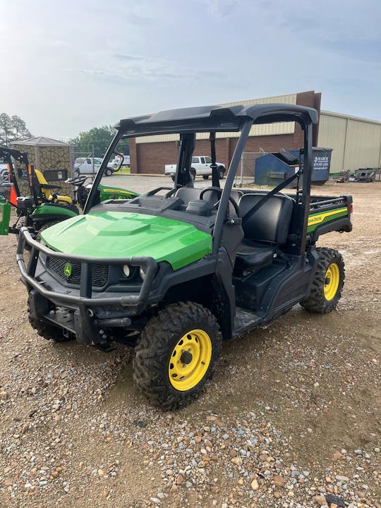John Deere XUV835M