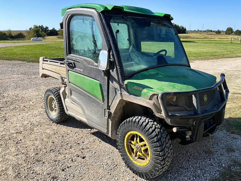 John Deere XUV835R Premium Cab