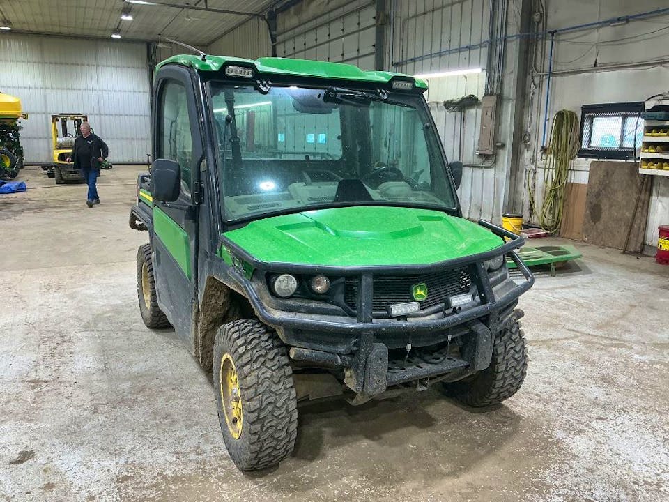 John Deere XUV835R