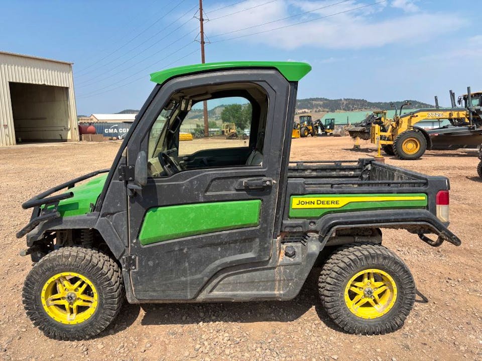 John Deere XUV835R