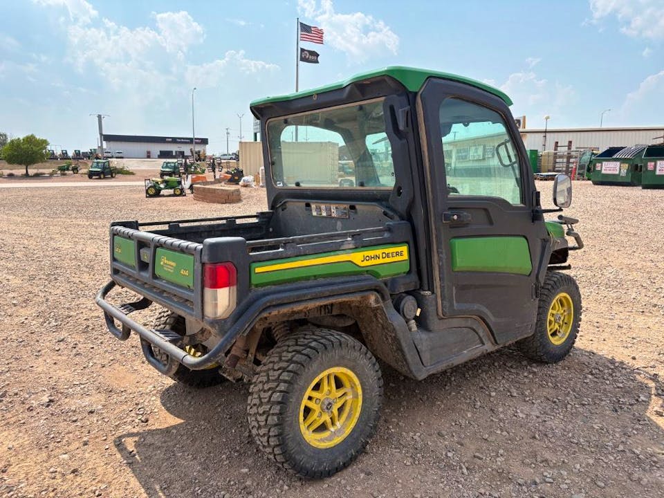 John Deere XUV835R