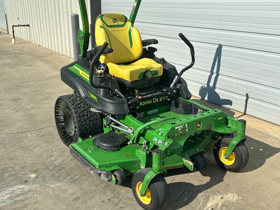 John Deere Z930M