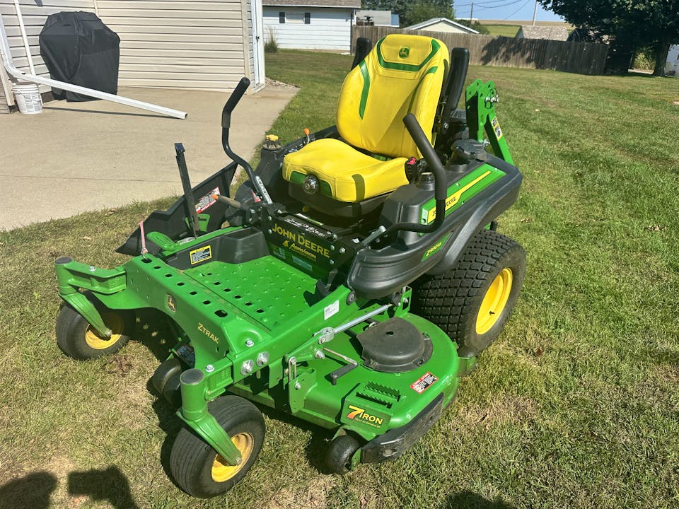 John Deere Z930M