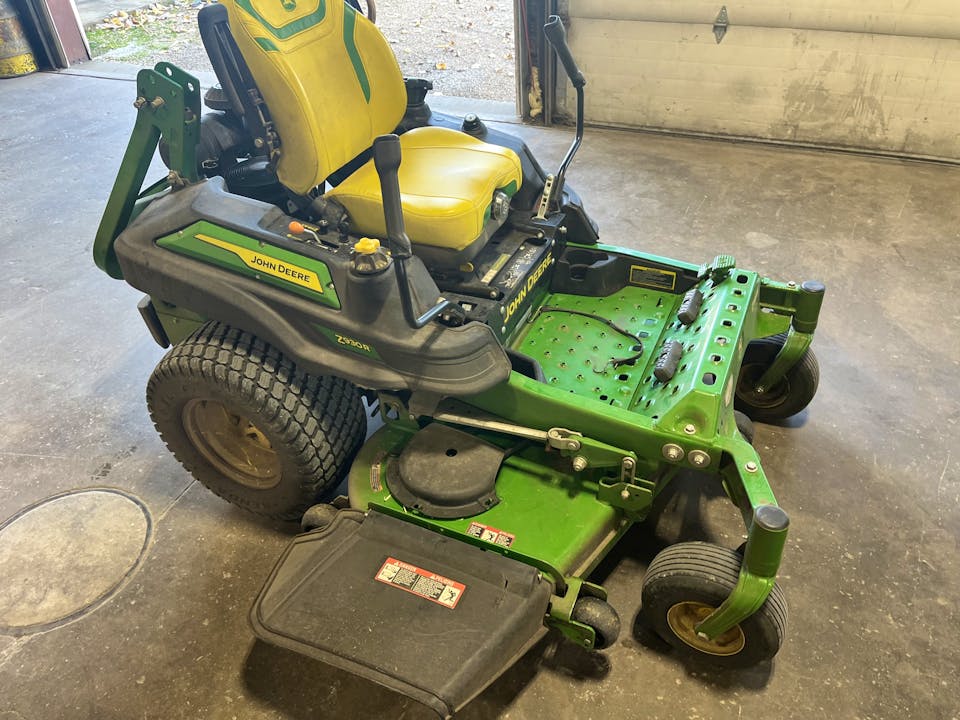 John Deere Z930R