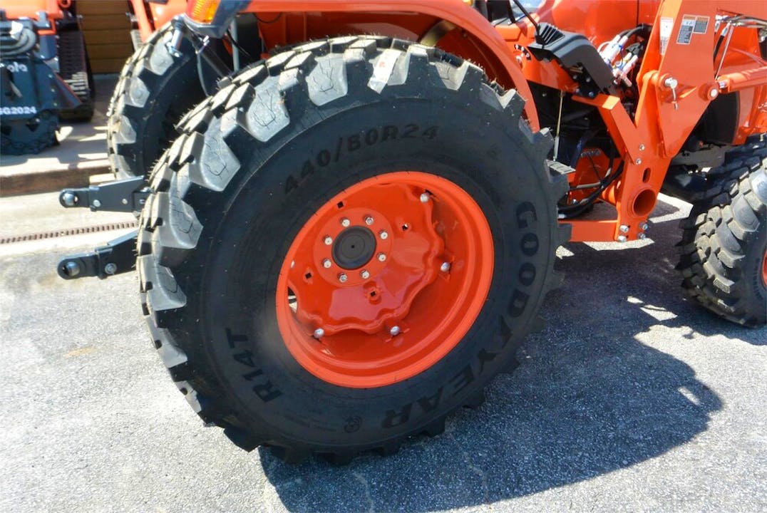 Kubota MX5400HST