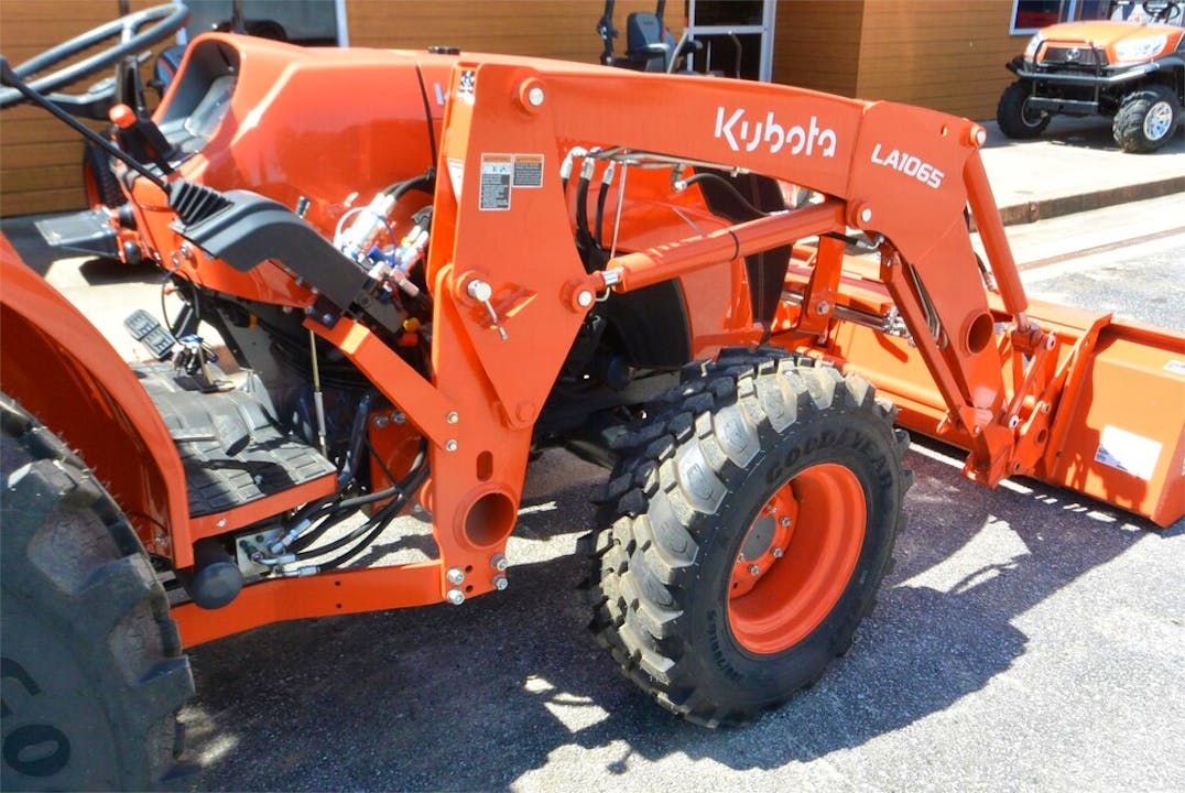 Kubota MX5400HST