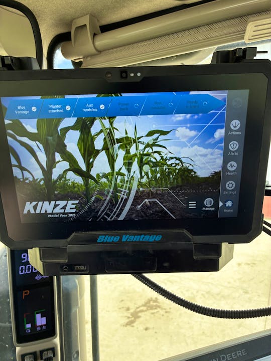 Kinze 4905