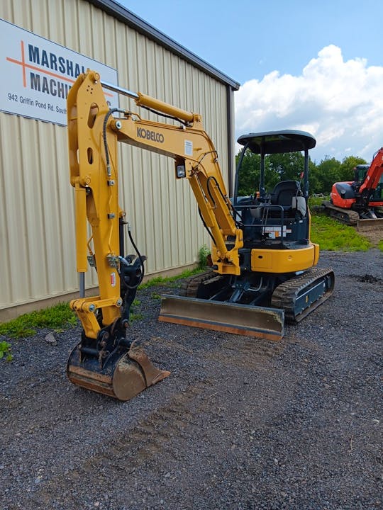 Kobelco SK35SR6E