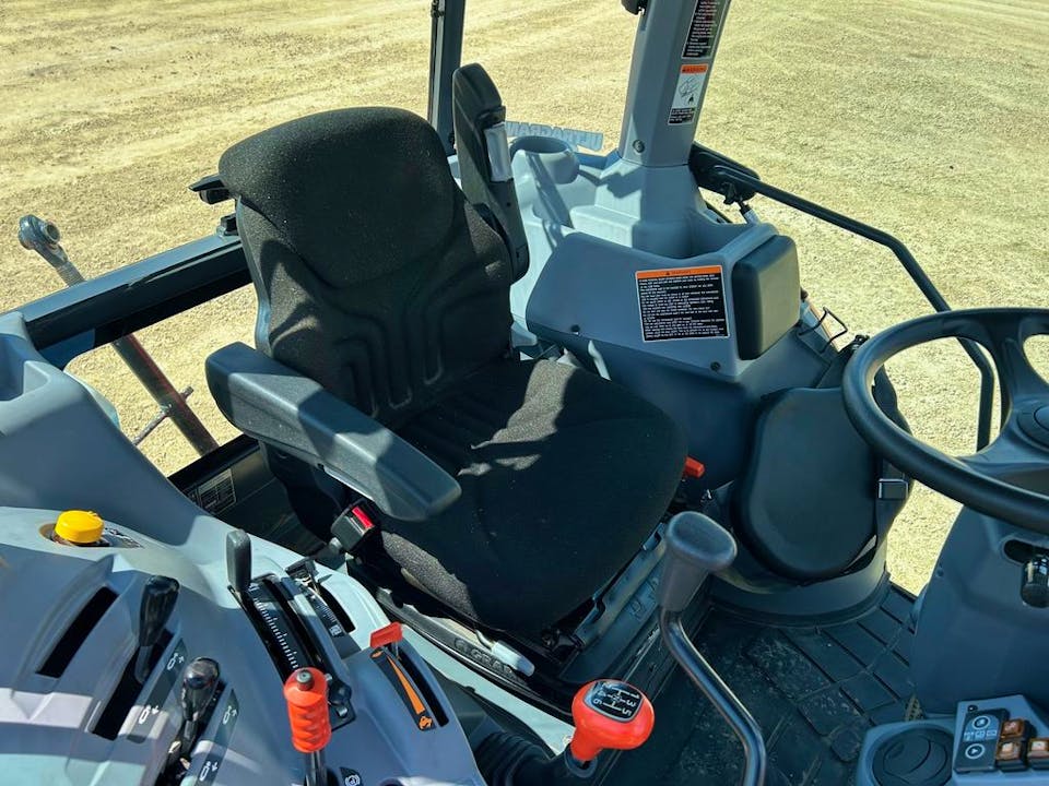 Kubota M5-111D