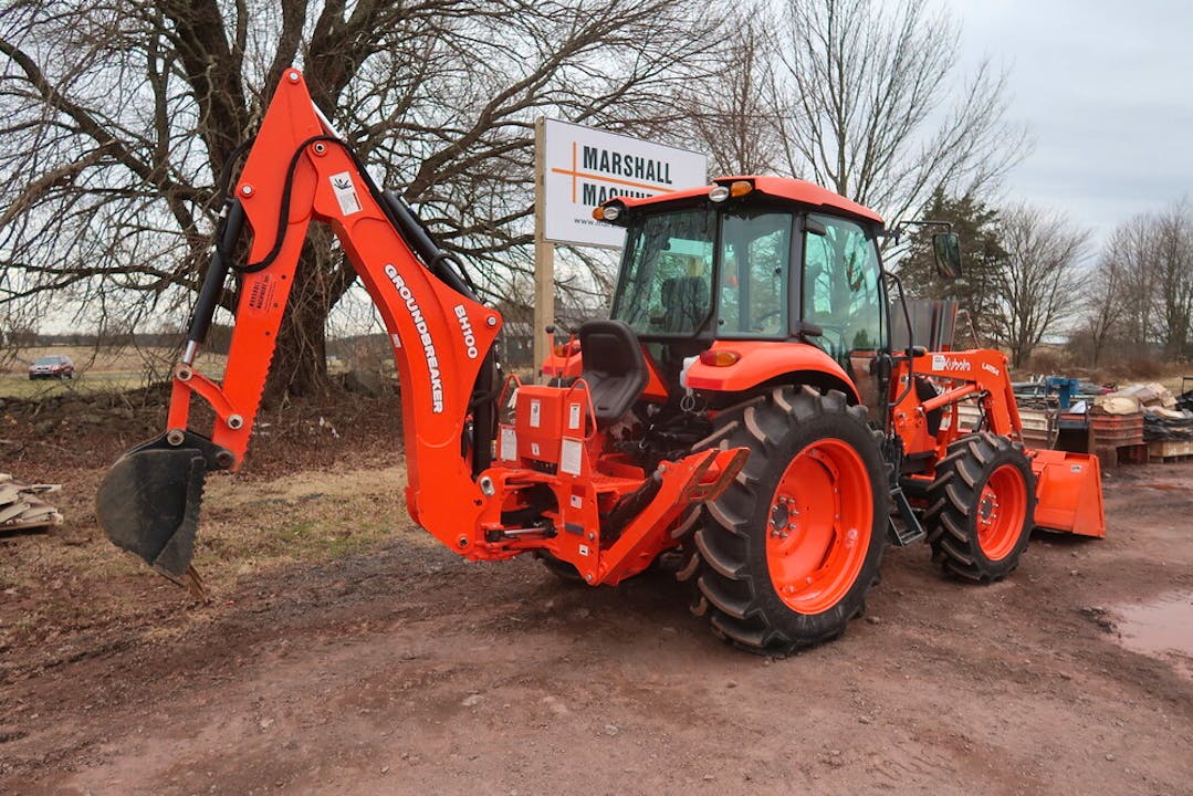 Kubota M7060HDC12