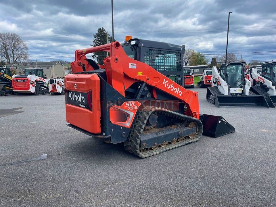 Kubota SVL75-3