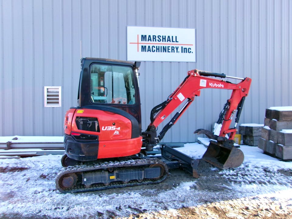 Kubota U35-4R3A