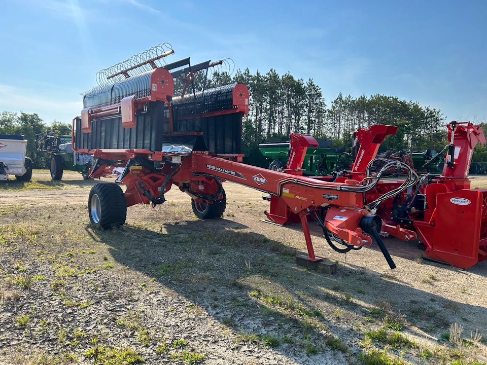 Kuhn MM701