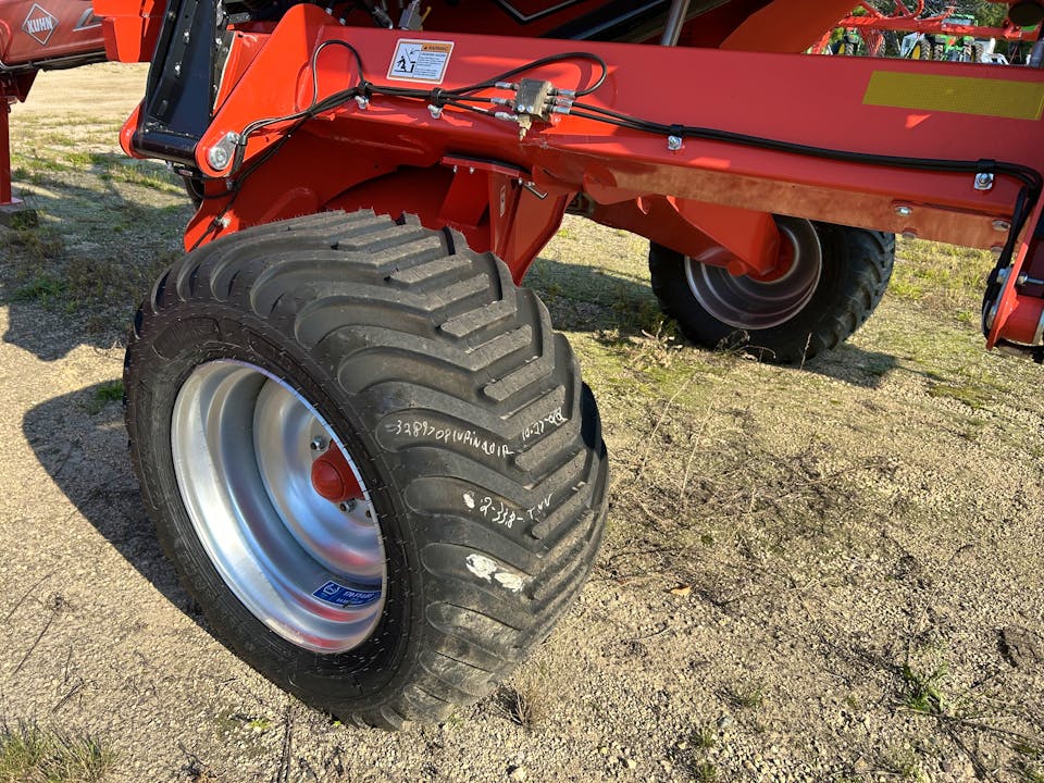 Kuhn MM701