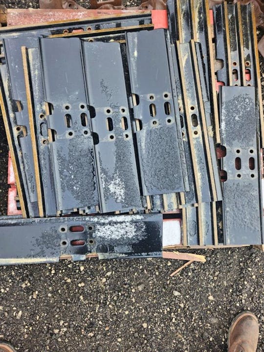 LINK-BELT STEEL TRACKS - 145 X4 DZ