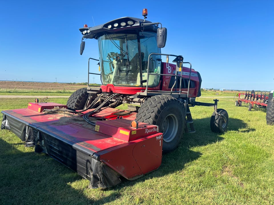 Massey Ferguson WR265