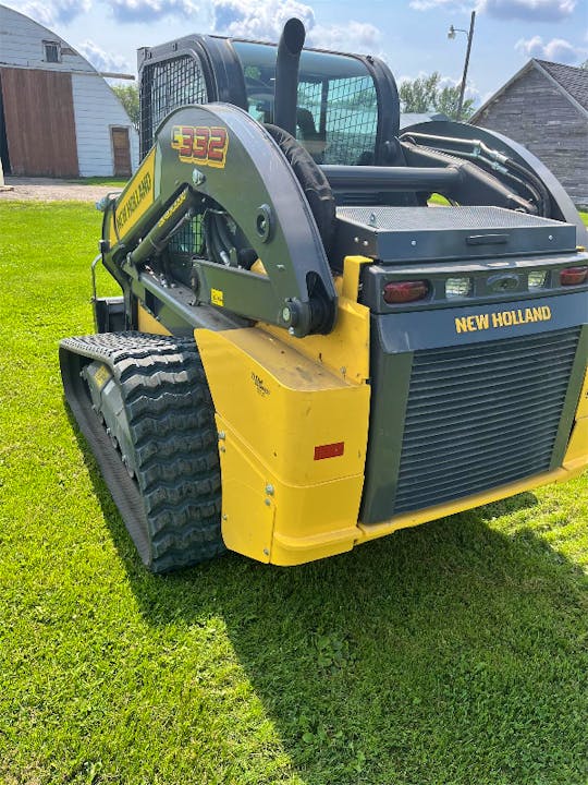 NEW HOLLAND C332