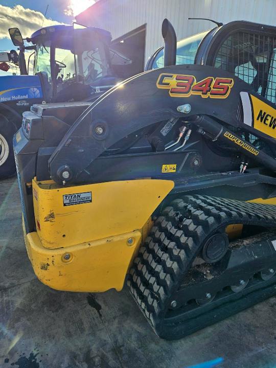 New Holland C345