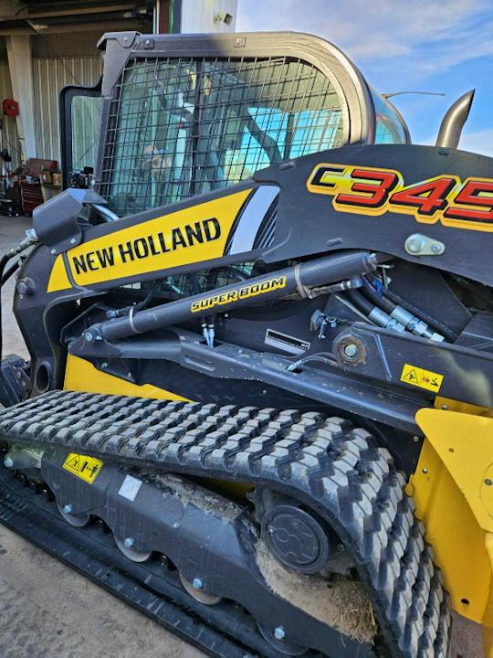New Holland C345