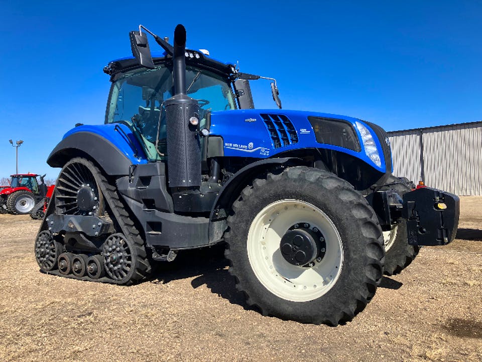 2024-new-holland-t8435-046049