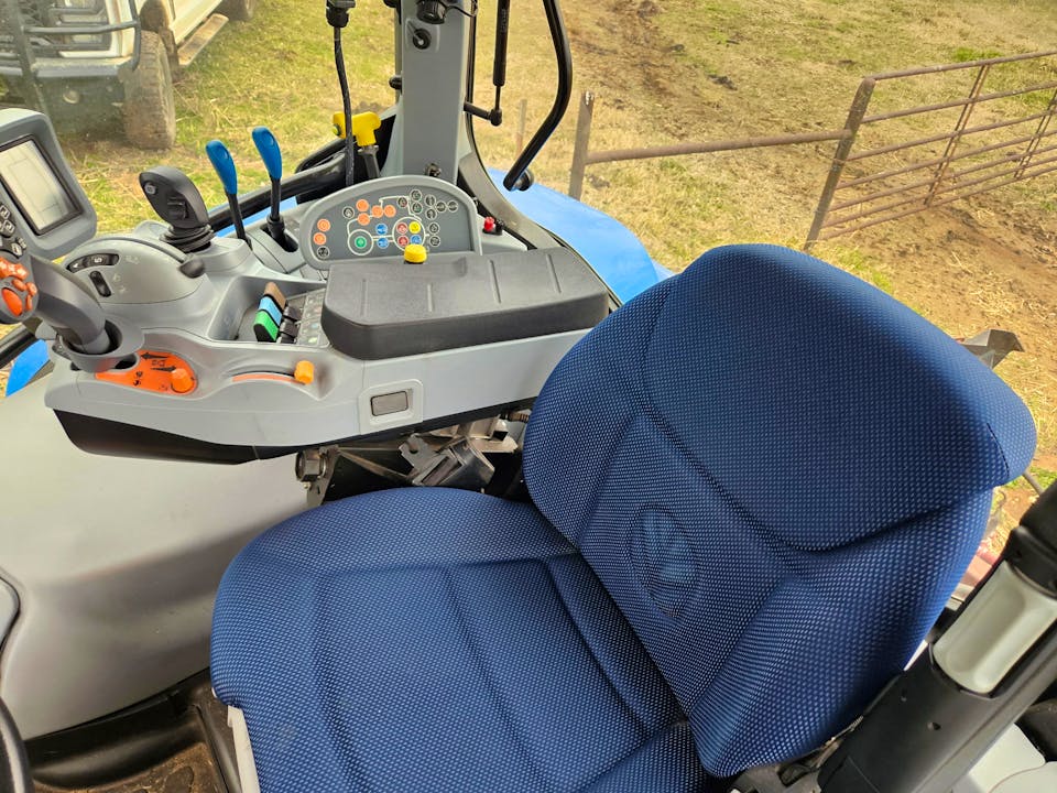 New Holland T5.140 DCT