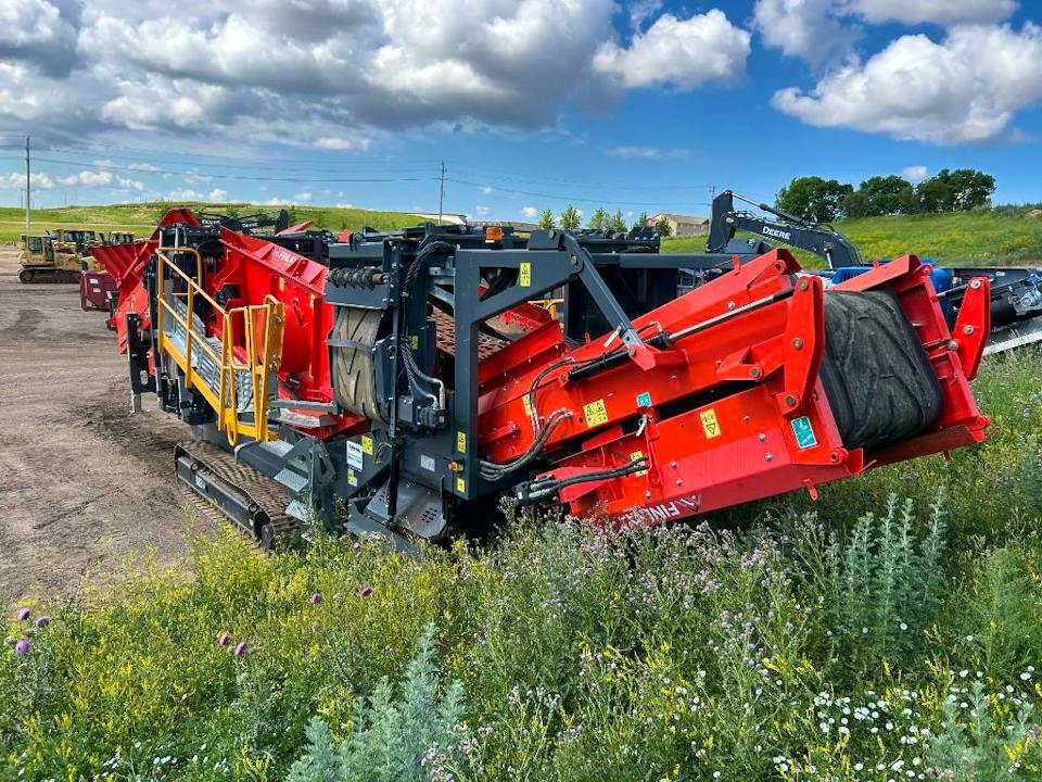 Terex FINLAY 883+