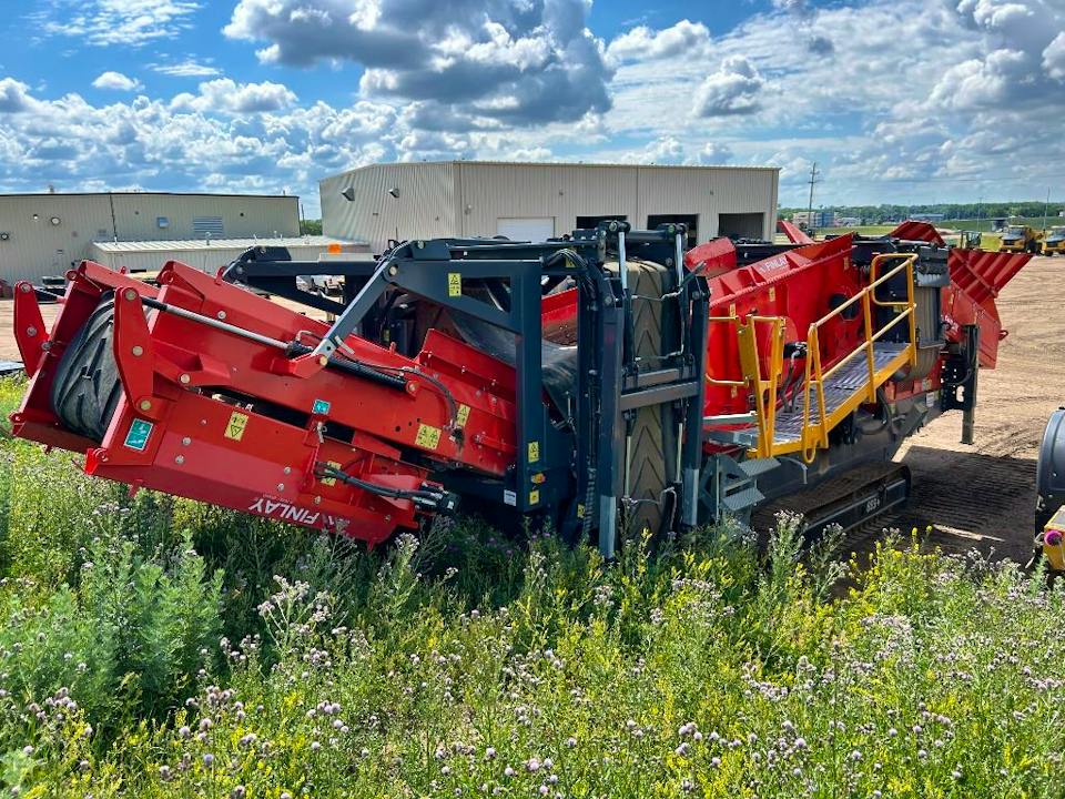 Terex FINLAY 883+