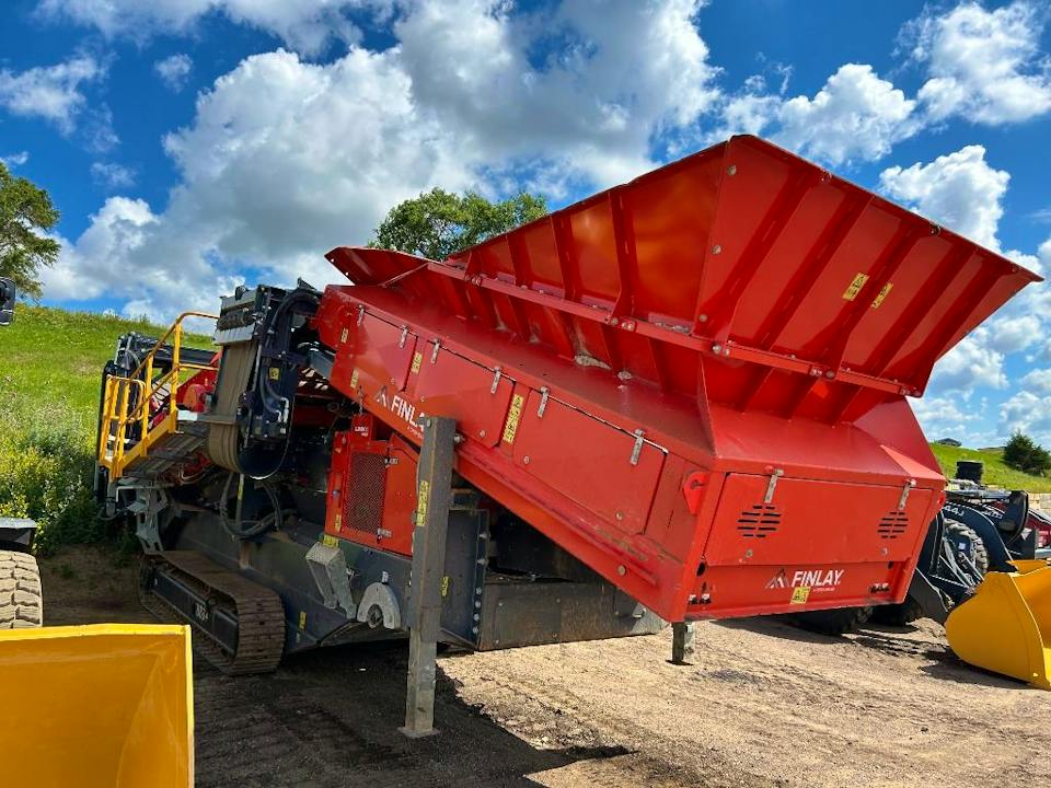 Terex FINLAY 883+