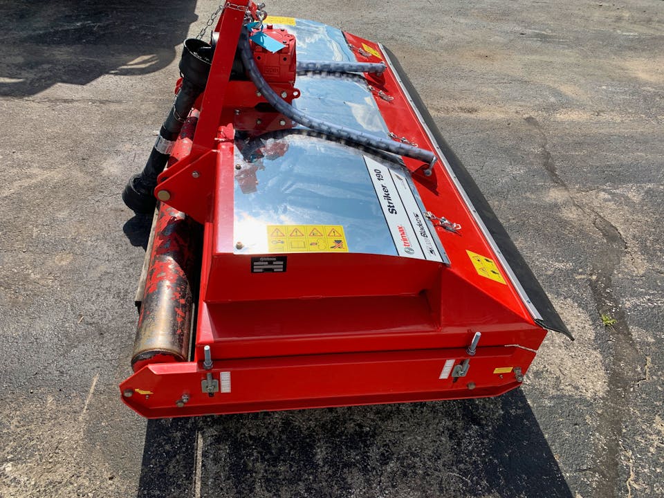 Trimax Striker 190