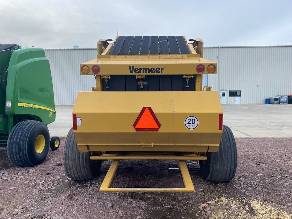 Vermeer 605N