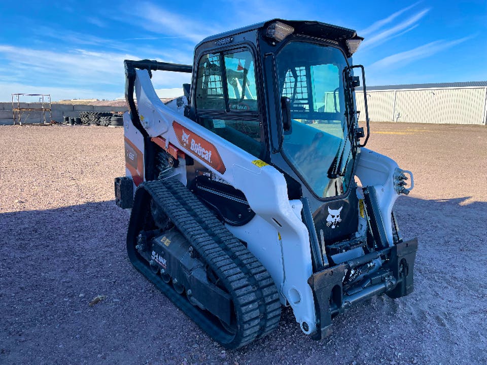 Bobcat T66