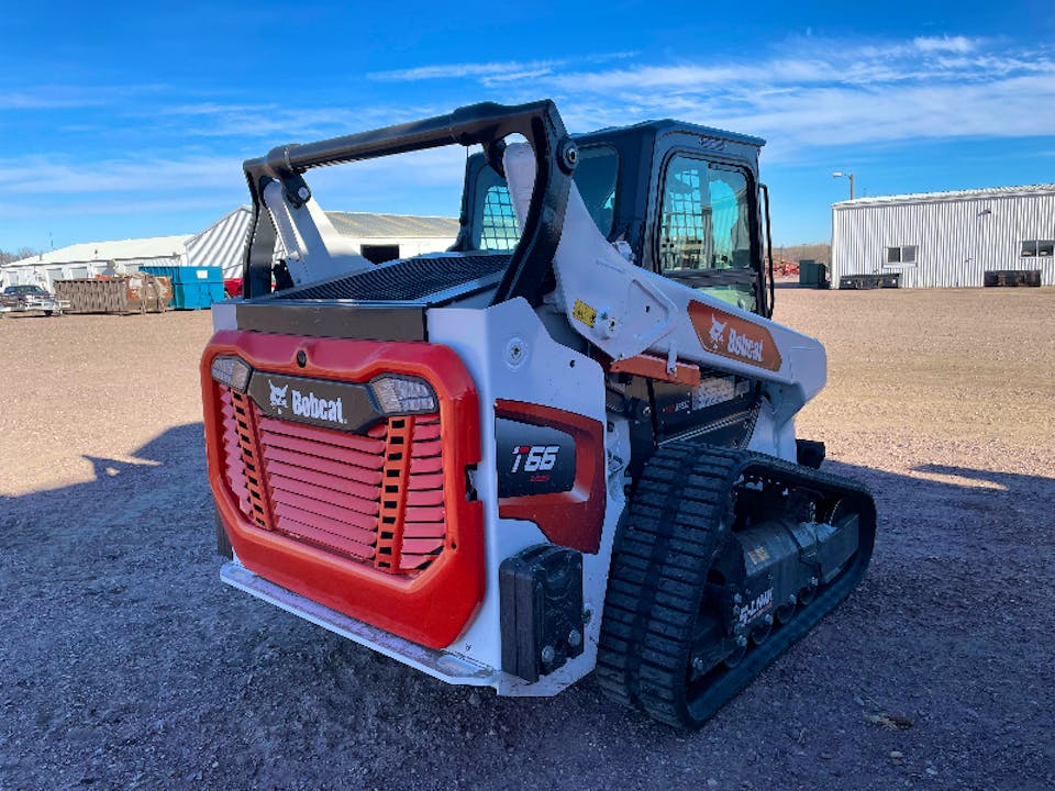 Bobcat T66