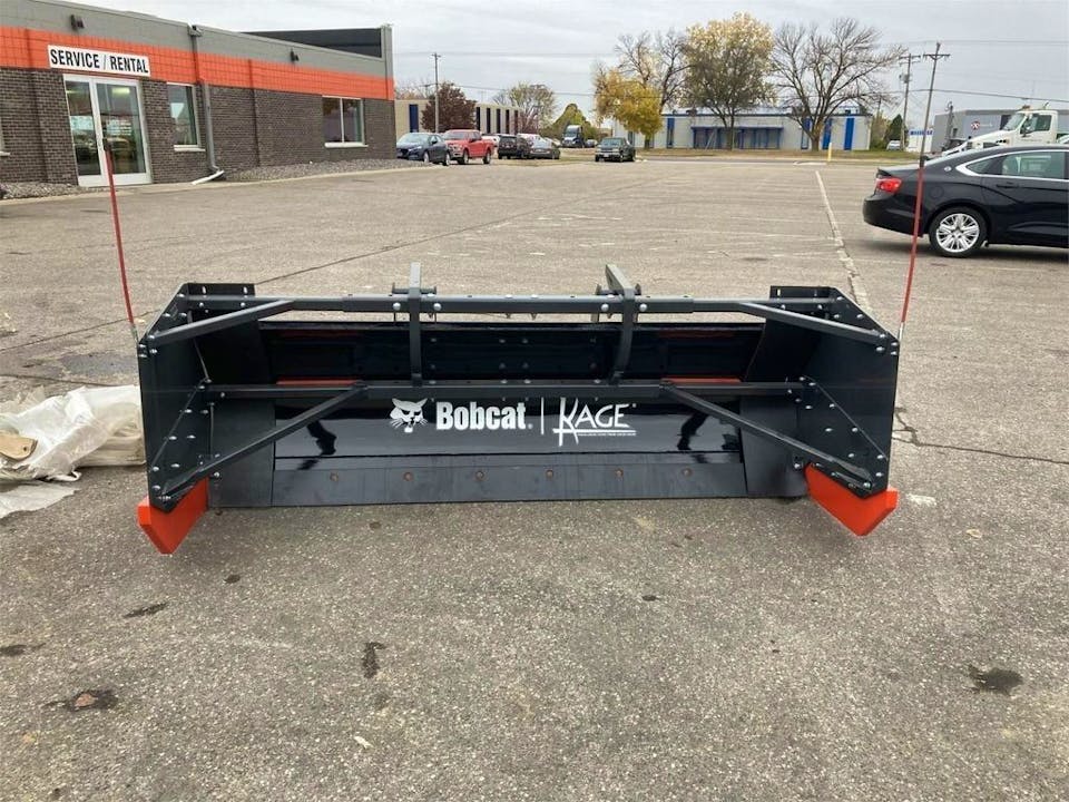Bobcat 9’ SNOW PUSHER PRO