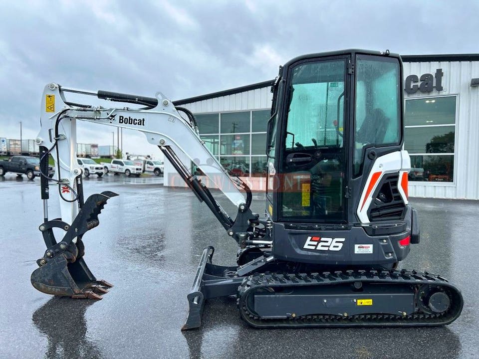 Bobcat E26