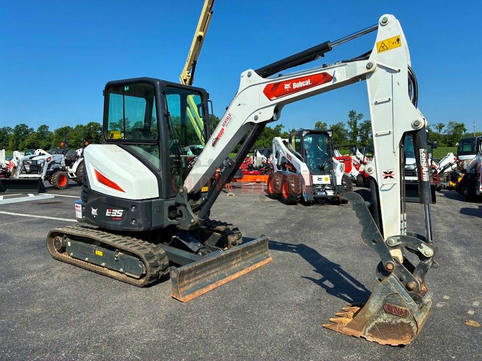 2024-bobcat-e35i-r2-739755