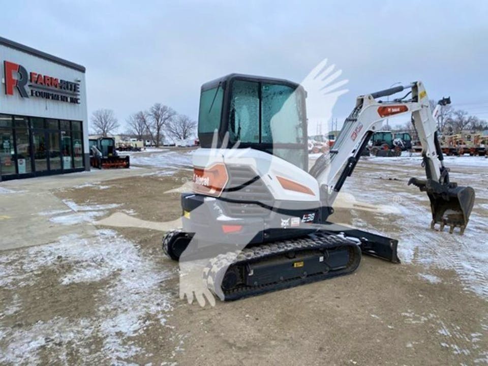 Bobcat E38