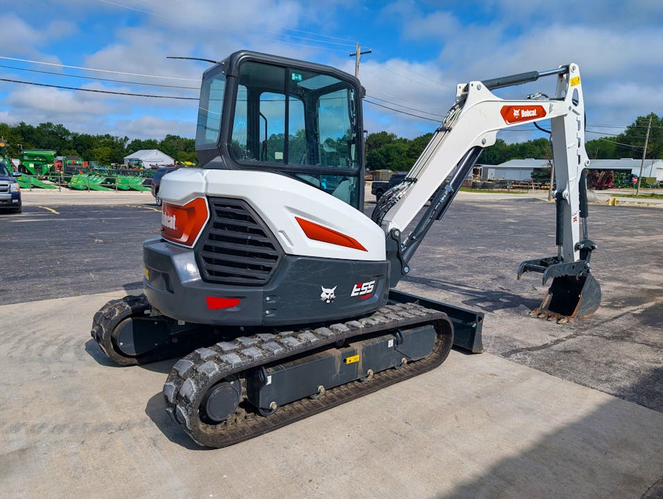 Bobcat E55