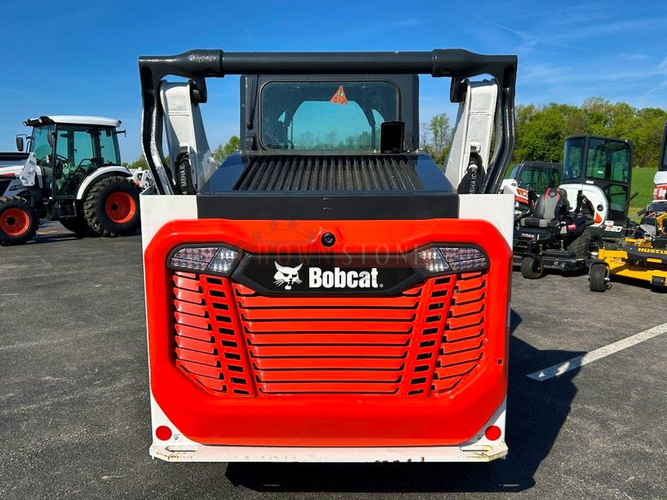Bobcat T64