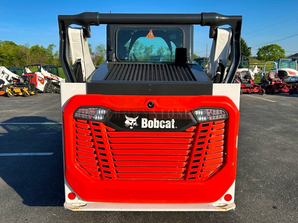 Bobcat T64