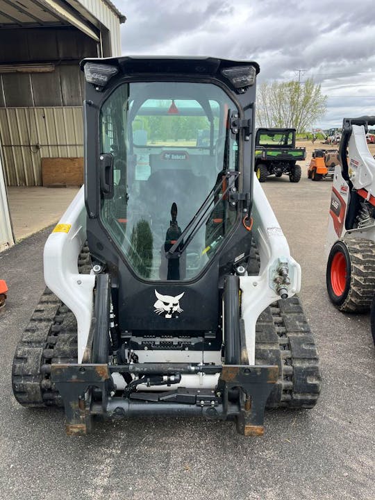 Bobcat T66
