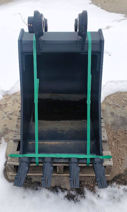 Case 18IN MINI EXCAVATOR